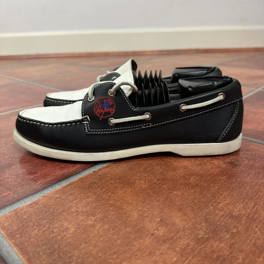 Allen Edmonds MLB New York Yankees Slip-On Boat Shoes Size 8.5